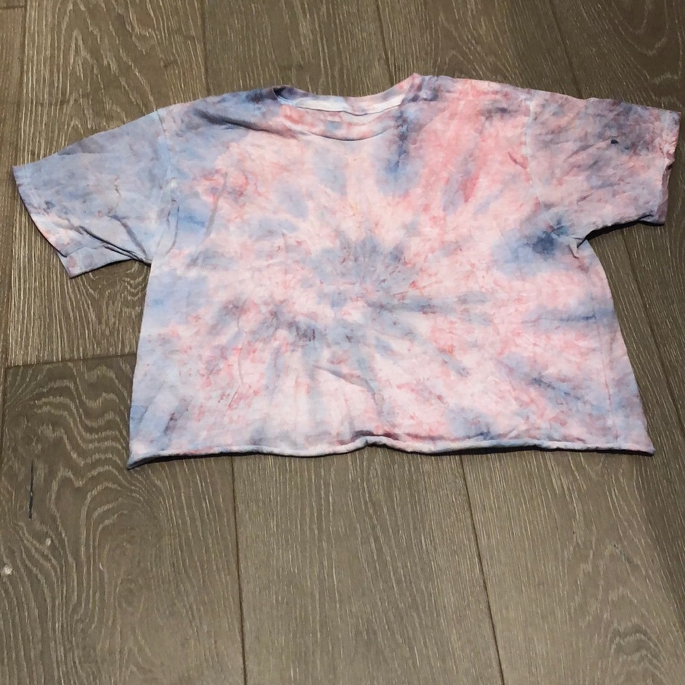 Blue-pink tie dye crop top